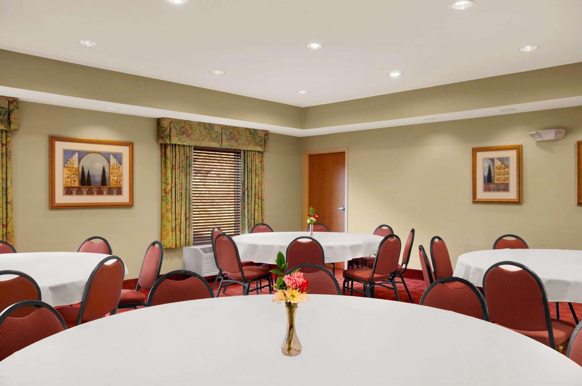 Hampton Inn Атенс Екстер'єр фото