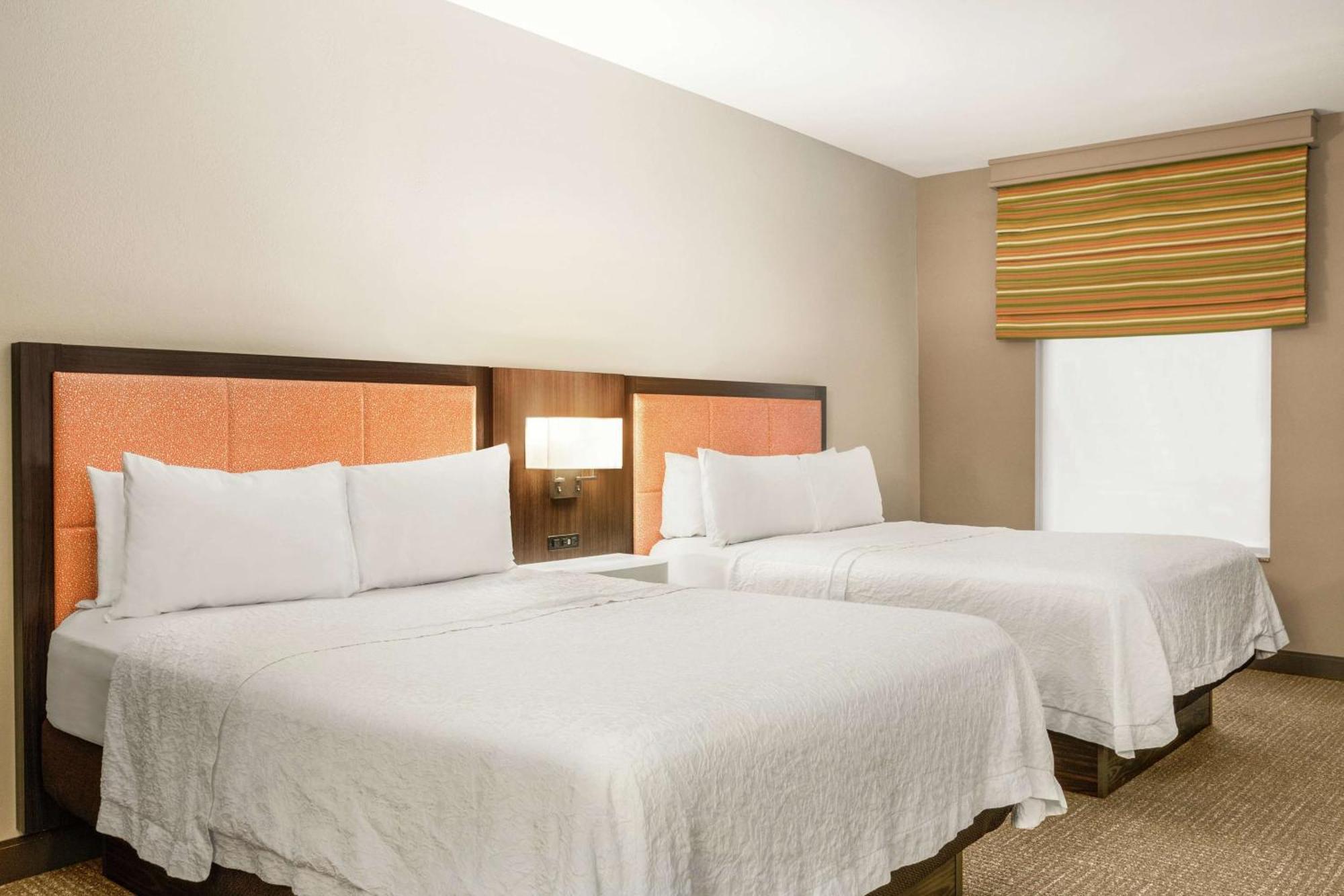 Hampton Inn Атенс Екстер'єр фото