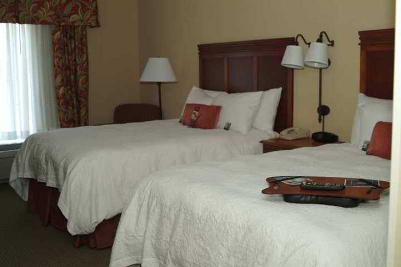 Hampton Inn Атенс Номер фото